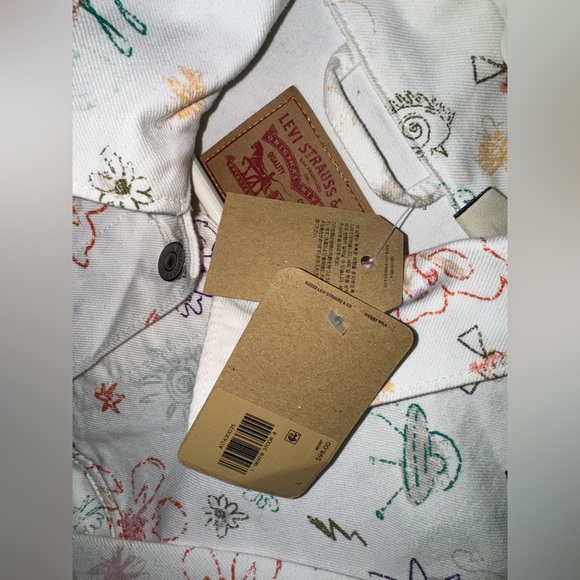 Women’s Levi’s Floral 90’s Cotton Trucker Jacket - Picture 5 of 5